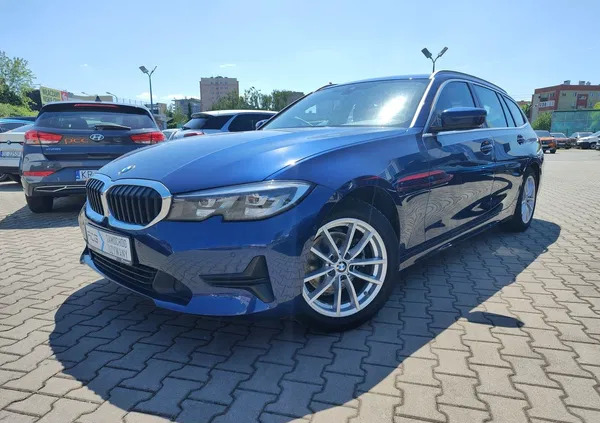 małopolskie BMW Seria 3 cena 119900 przebieg: 142043, rok produkcji 2019 z Olszyna